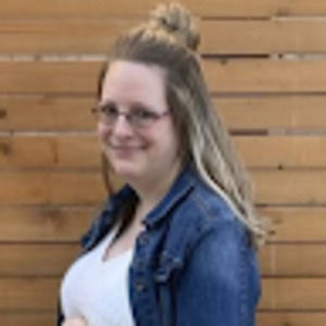 Meet your Posher, Leah